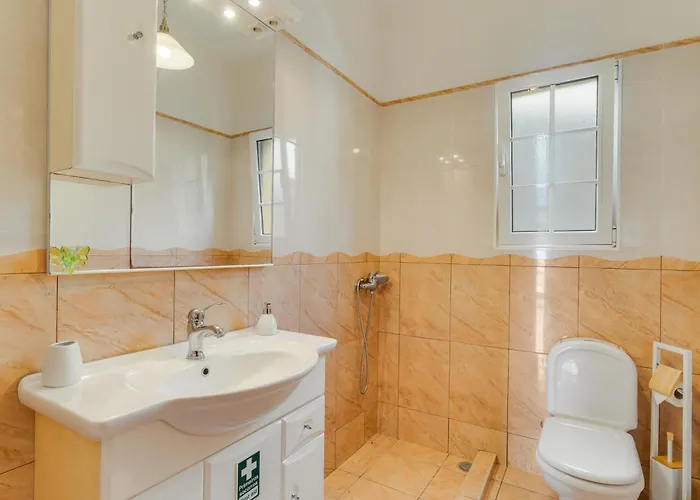 Nobrega By Madeira *